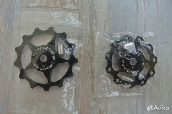 Ролик (зад.перекл.) металл