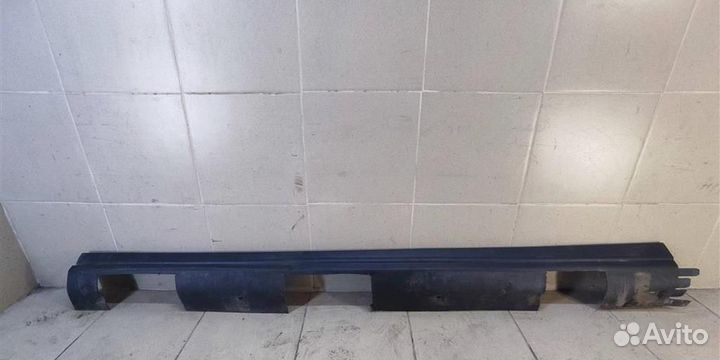 Накладка порога правого наружная Land Rover Disco