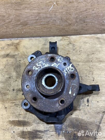 Поворотный кулак левый Renault Scenic 3 X105