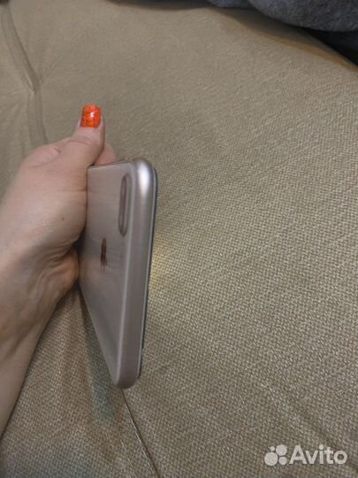 Телефон iPhone 8 plus