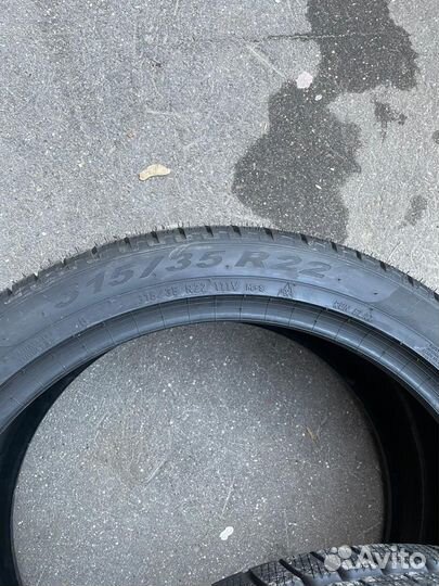 Pirelli Scorpion Winter 315/30 R22 и 275/35 R22