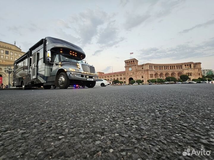 Интегрированный Ford F-53, 2008