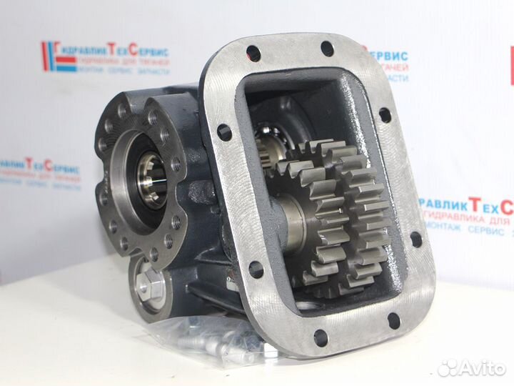 Коробка отбора мощности на тягач Freightliner