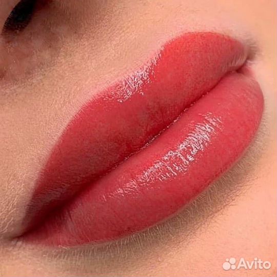 Перманентный макияж бровей губ и век татуаж