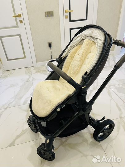 Коляскa еgg 2в1+ Aвтoлюлька Сybех + Бaзa Isofix