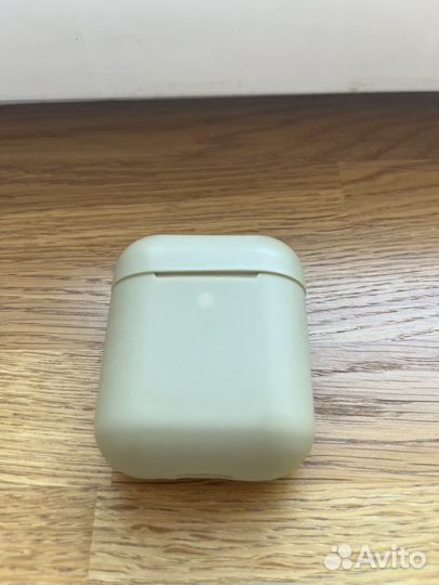 Кейс от apple airpods 2 оригинал