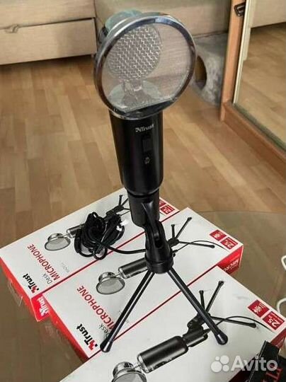 Микрофон новый