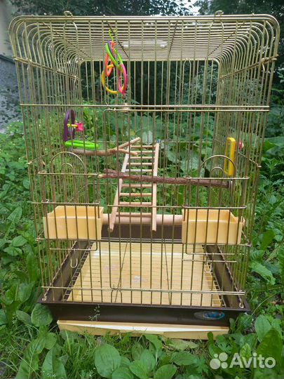 Клетка для крупного попугая