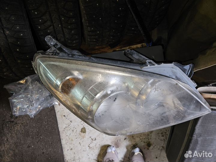 Фара передняя правая на opel astra h рестайлинг