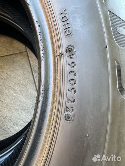 Bridgestone Alenza 001 215/65 R16 98H