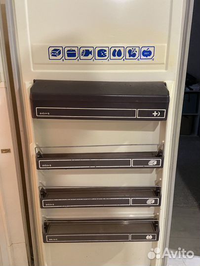 Холодильник ретро Юрюзань5 под ремонт