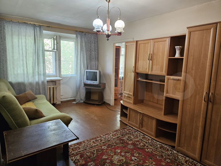 2-к. квартира, 46 м², 3/5 эт.