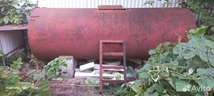 Емкость для воды металлическая бу