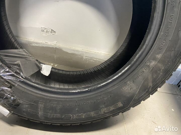 Nokian Tyres Hakkapeliitta R2 185/65 R15