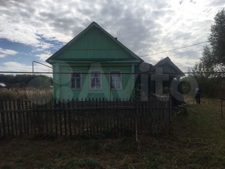 Дом 28 м² на участке 20 сот.