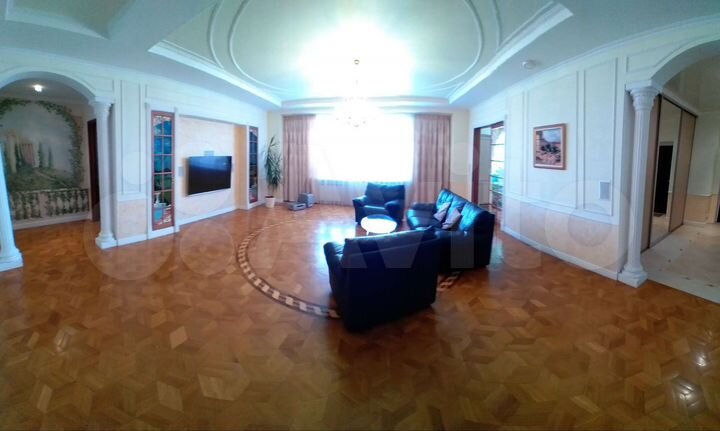 5-к. квартира, 200 м², 16/16 эт.