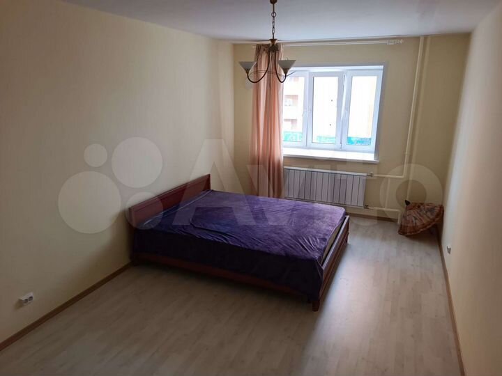 2-к. квартира, 82 м², 1/14 эт.