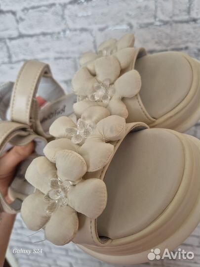 Сандалии для девочки 33 размер