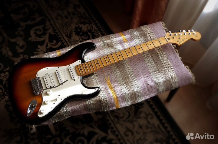 Электрогитара Fender Stratocaster Standart HSS
