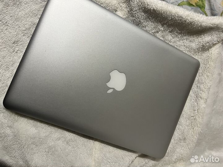 Ноутбукт Apple MacBook pro