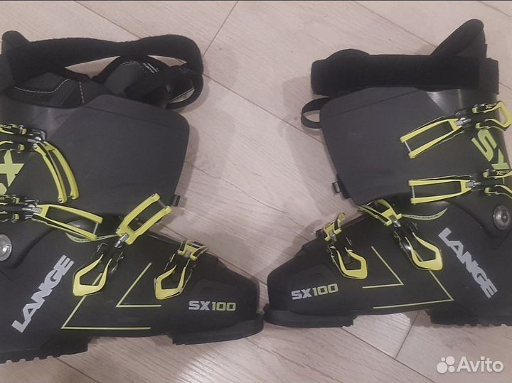 Горнолыжные ботинки