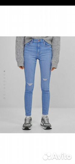 Джинсы Bershka