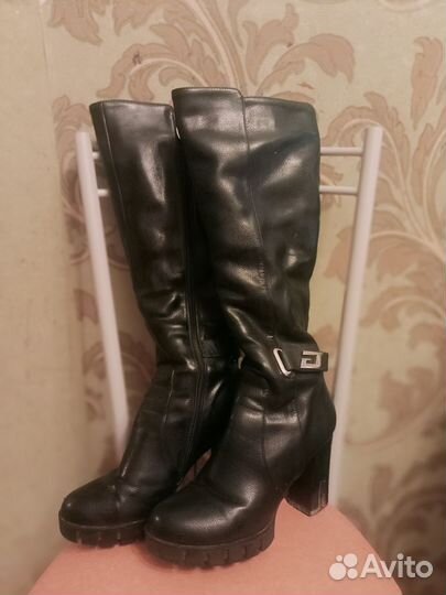 Зимние женские сапоги 38