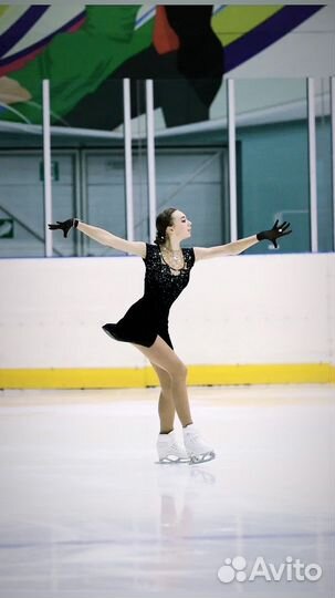 Тренер по фигурному катанию