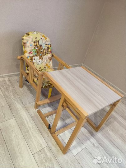 Стульчик для кормления