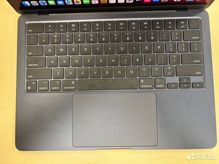 Ноутбук Apple MacBook Air 13 M2 8/256 (A2681)