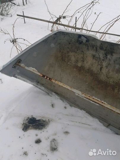 Спойлер/обтекатель