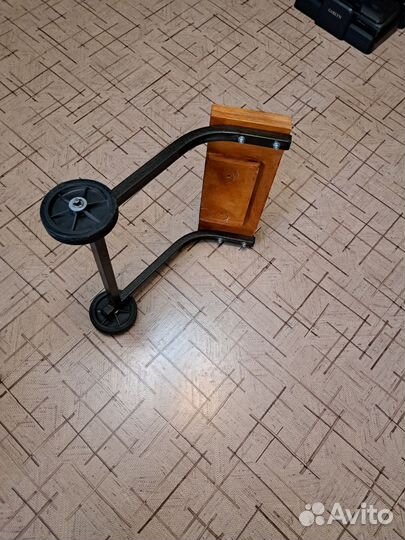 Тележка для перевозки лодочного мотора