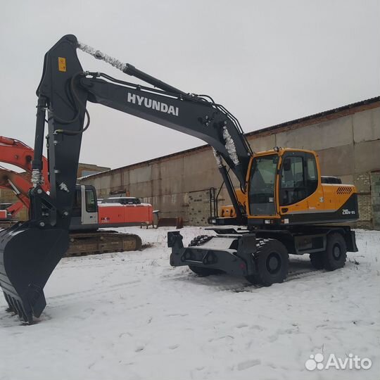 Колёсный экскаватор Hyundai R210W-9S, 2022