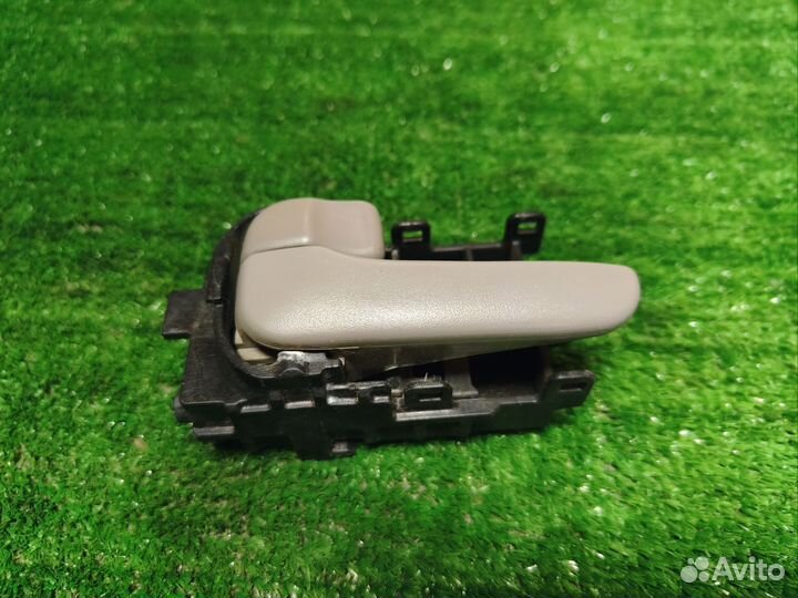 Внутренняя ручка открывания двери nissan sunny N16