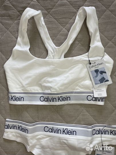 Комплект нижнего белья Calvin Klein