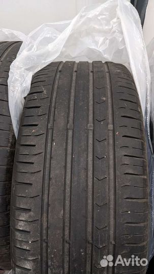 Continental ContiPremiumContact 5 SUV 215/55 R17 94V