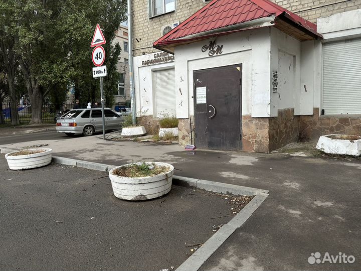 Уличные вазоны бетонные