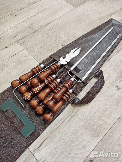 Наборы подарочные в чехлах и кейсах