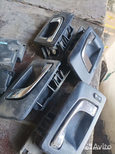 Ручка двери внутреняя Cadillac SRX 1