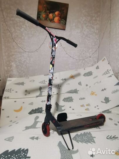 Роллерсёрф (скейтборд), трюковой самокат