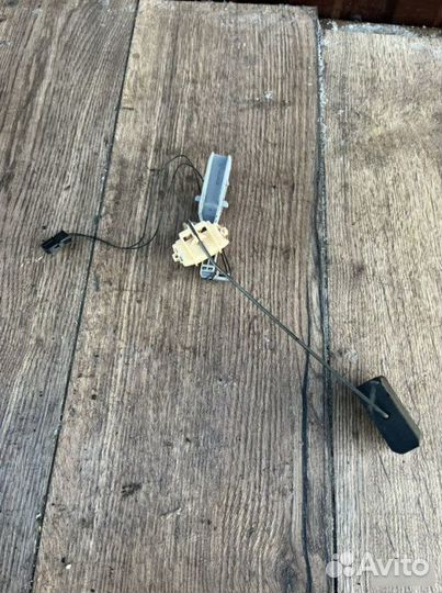 Датчик уровня топлива Bmw 7 E66