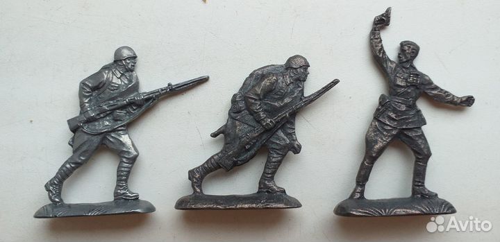 Оловянные солдатики 