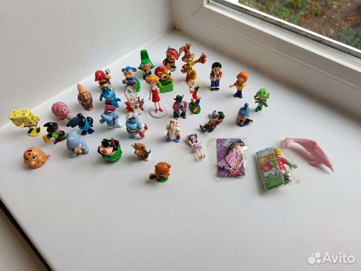 Фигурки из киндер сюрприза. штук