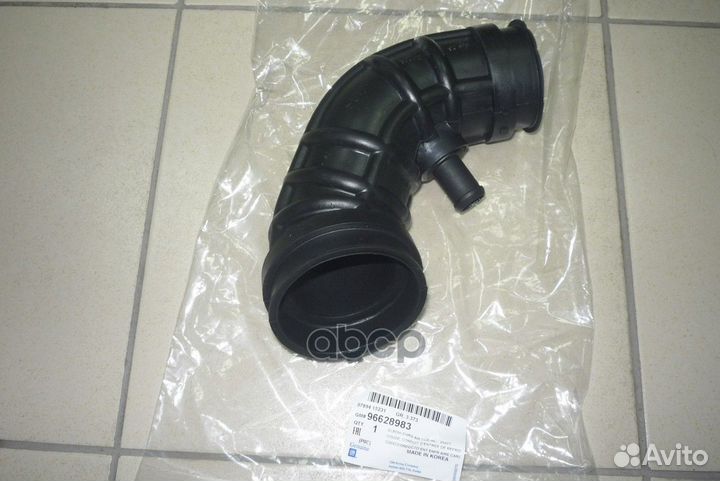 Патрубок воздухозаборника двигателя Antara 2,0