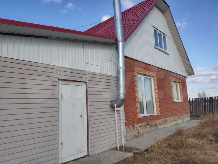 Коттедж 145 м² на участке 15 сот.