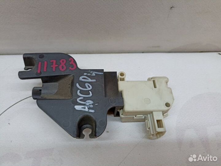 Замок бардачка Audi A6 C6 BVJ