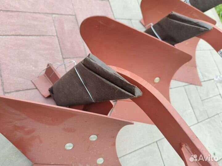 Плуг, окучник для мотоблока мтз