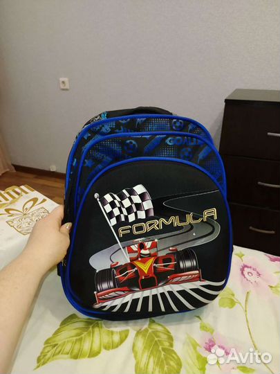Ранец школьный новый