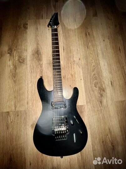 Гитара Ibanez S520