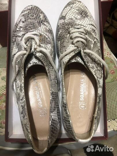 Кроссовки женские 37 размер натуральная кожа